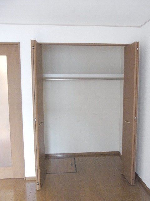 収納　★たっぷりクローゼット・1間★