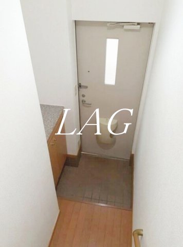 玄関　玄関です。
