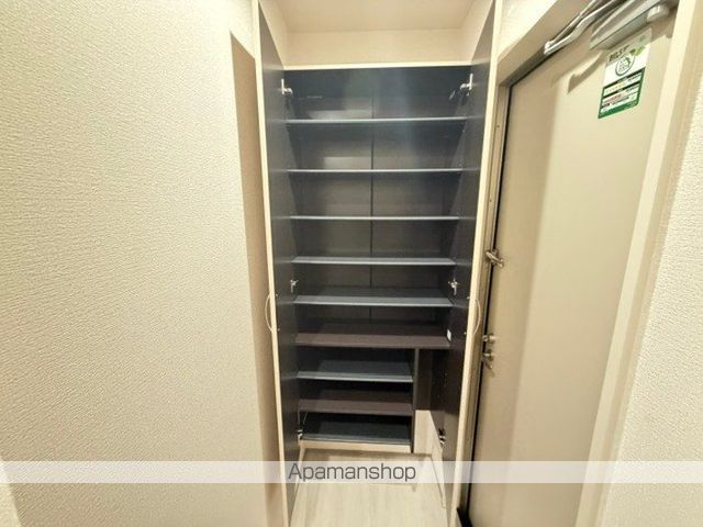 M・K・K 高峰町の玄関写真