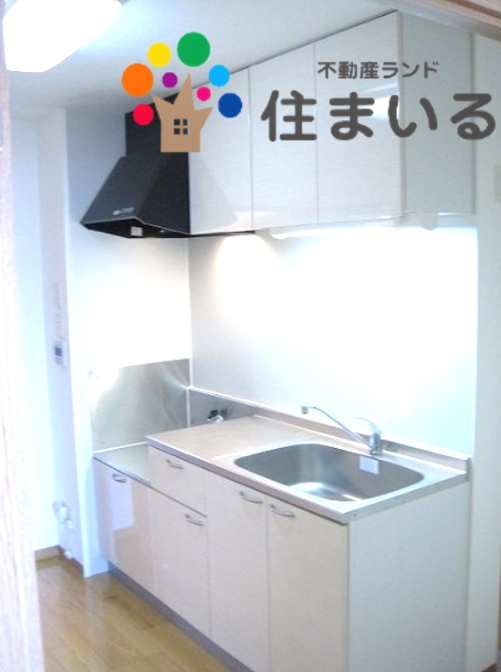 キッチン　※同型タイプとなります
