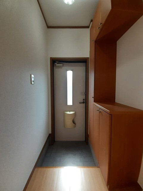 玄関　図面と現状に相違がある場合には現状を優先