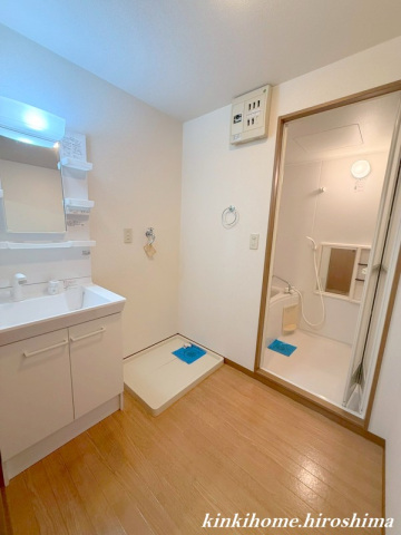 洗面設備　写真は別のお部屋です。は別のお部屋です。現況を優先。
