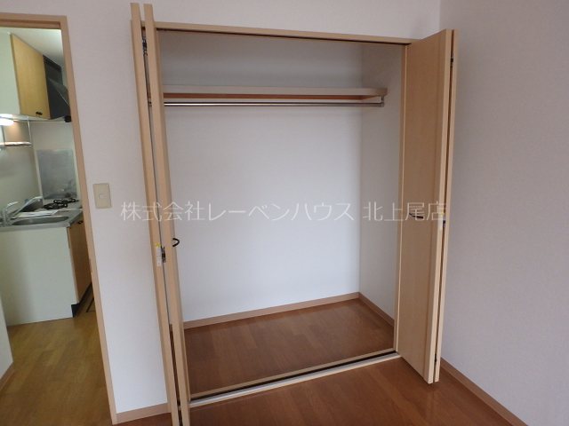 収納　お問い合わせは048-772-8202