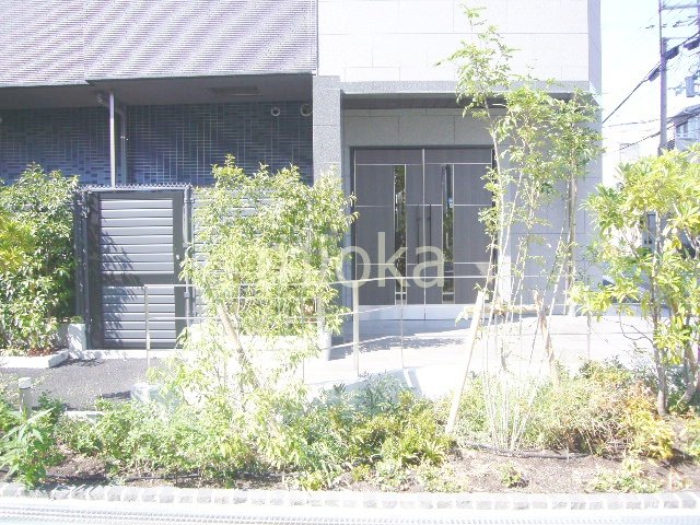 エントランス　建物の内部です
