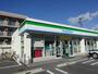 コンビニ　ファミリーマート（コンビニ）まで220m