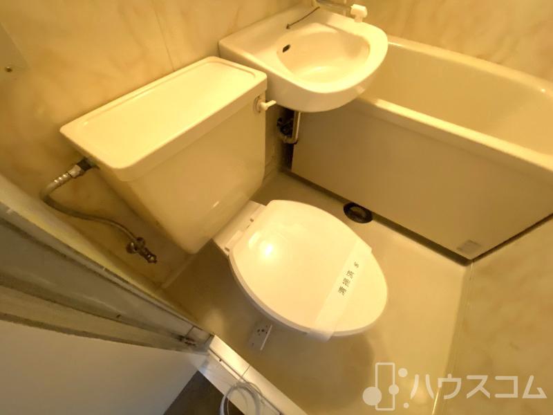 トイレ　ユニットバスはお掃除が楽です！