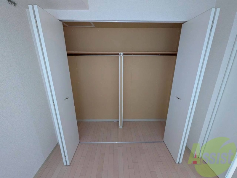収納　洋室にはクローゼットがあるのですっきり片付きそうです。