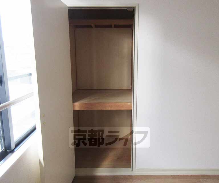 収納　収納も各所に！