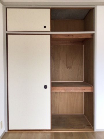 収納　※反転タイプの部屋の写真です。