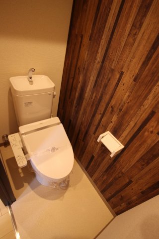 フジパレス若江岩田のトイレ写真
