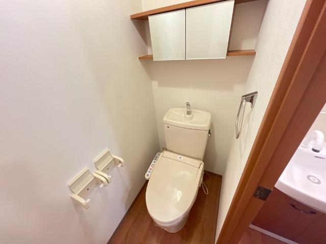 トイレ　シャワー付トイレ