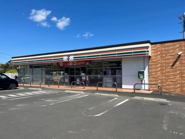 コンビニ　セブンイレブン亘理祝田店（コンビニ）まで850m