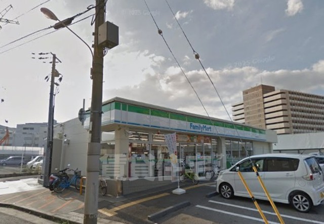 コンビニ　ファミリーマート　尼崎南清水（コンビニ）まで234m