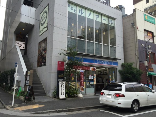 コンビニ　ローソン新橋四丁目店（コンビニ）まで210m