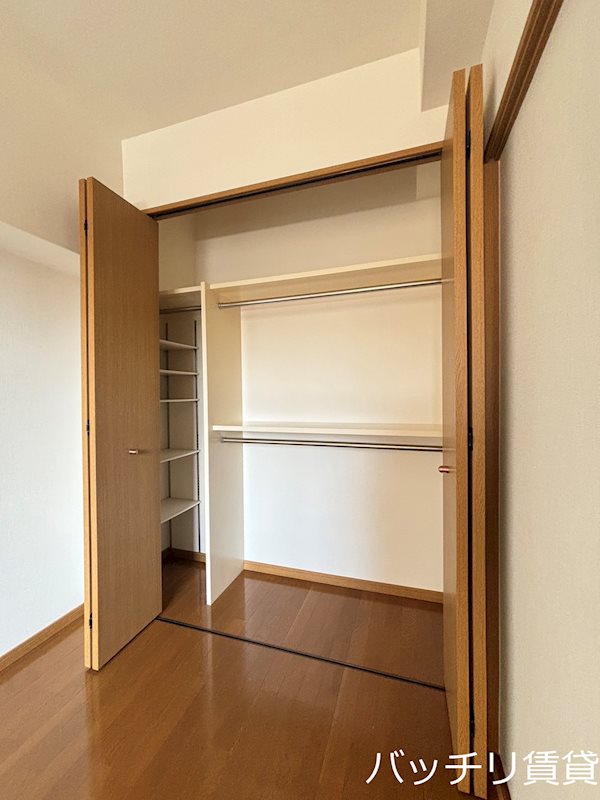 収納　別号室写真の為、現況を優先致します。