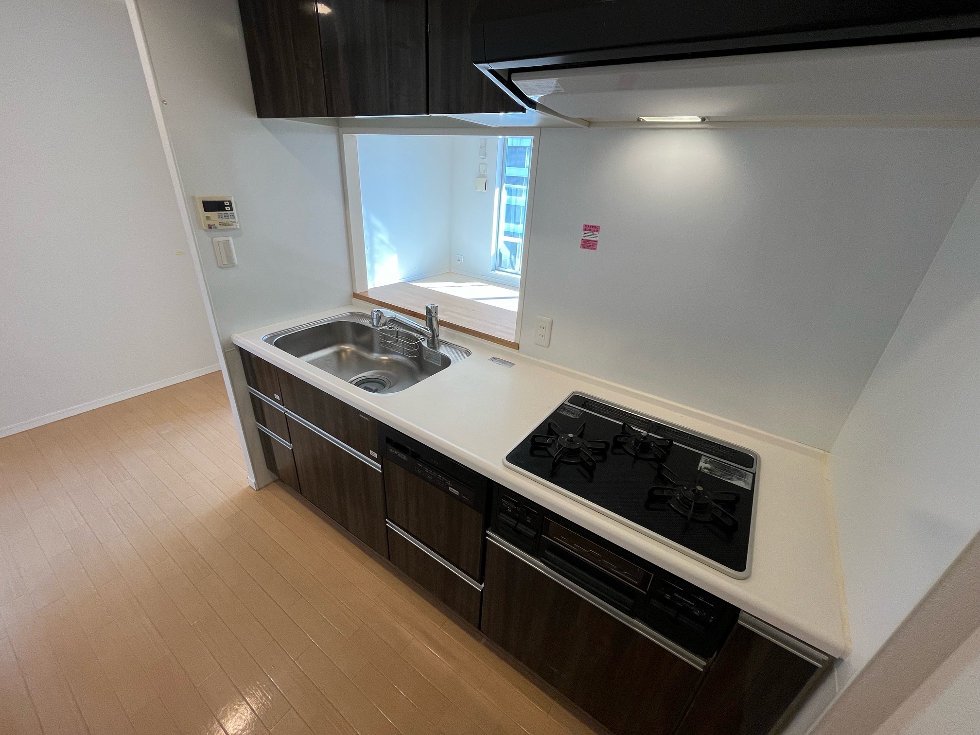 キッチン　写真は別部屋です。