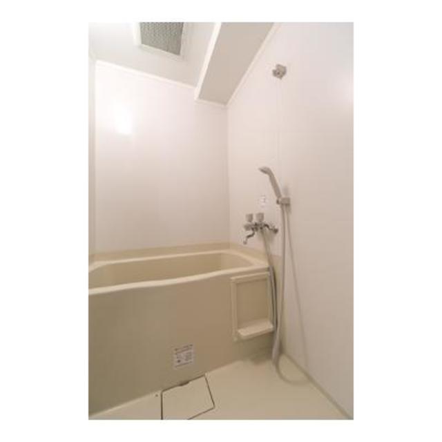 バス・シャワールーム　※写真は同タイプ住戸です。