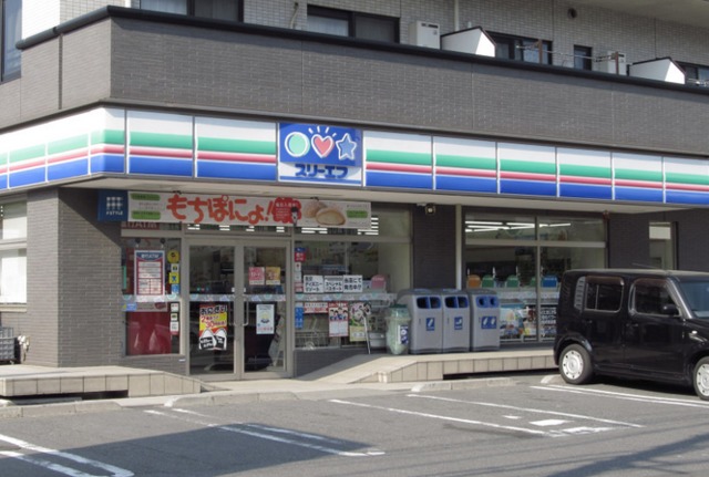コンビニ　スリーエフ三軒茶屋店（コンビニ）まで649m