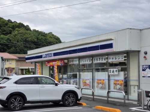 コンビニ　ローソン 伊豆の国三福店（コンビニ）まで724m