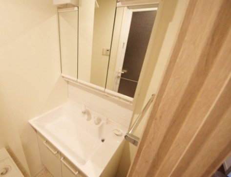 洗面設備　※同建物別部屋参考写真