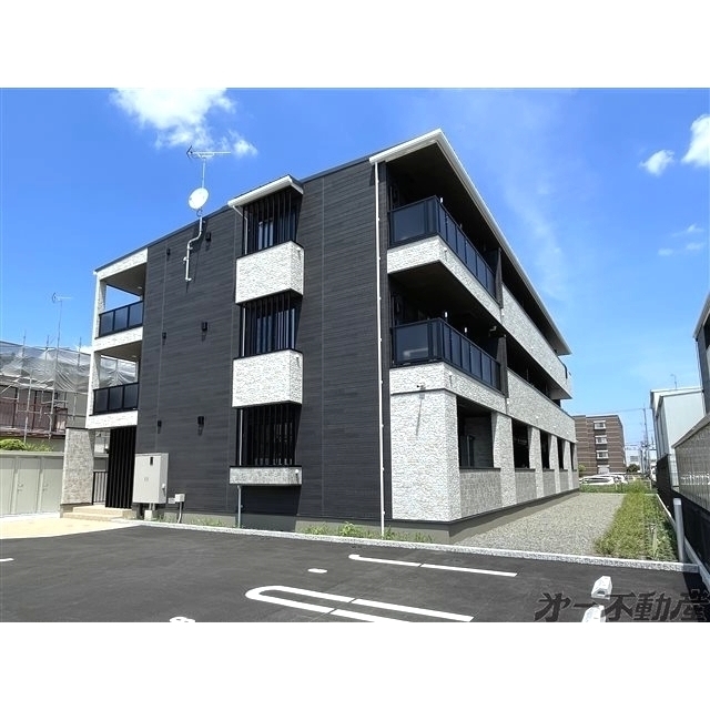 エントランス　建物外観