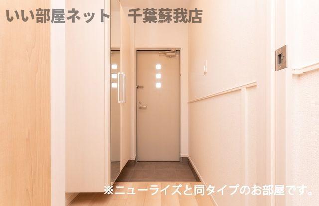 玄関　収納もある玄関です