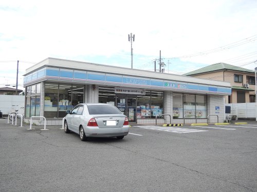コンビニ　ローソン 阪南箱の浦店（コンビニ）まで913m