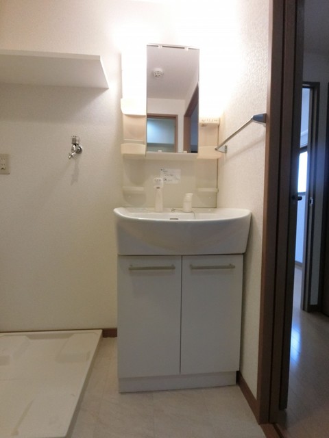 洗面設備　【洗面化粧台】同タイプ別のお部屋の写真です。