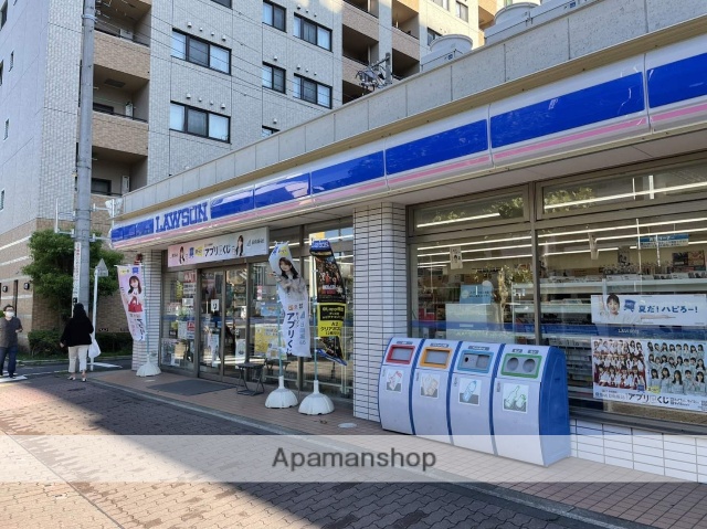 コンビニ　ローソンストア１００（コンビニ）まで444m