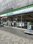 コンビニ　ファミリーマート 市谷本村町店（コンビニ）まで244m