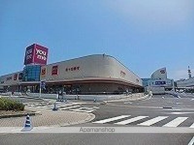 ショッピングセンター　ゆめタウン高松さん（ショッピングセンター）まで1300m