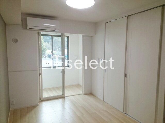居室・リビング　明るくキレイなお部屋です♪