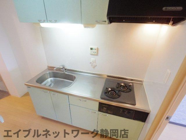 キッチン　キッチンでお料理をお楽しみください