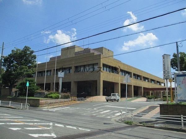 役所　高石市役所（役所）まで591m