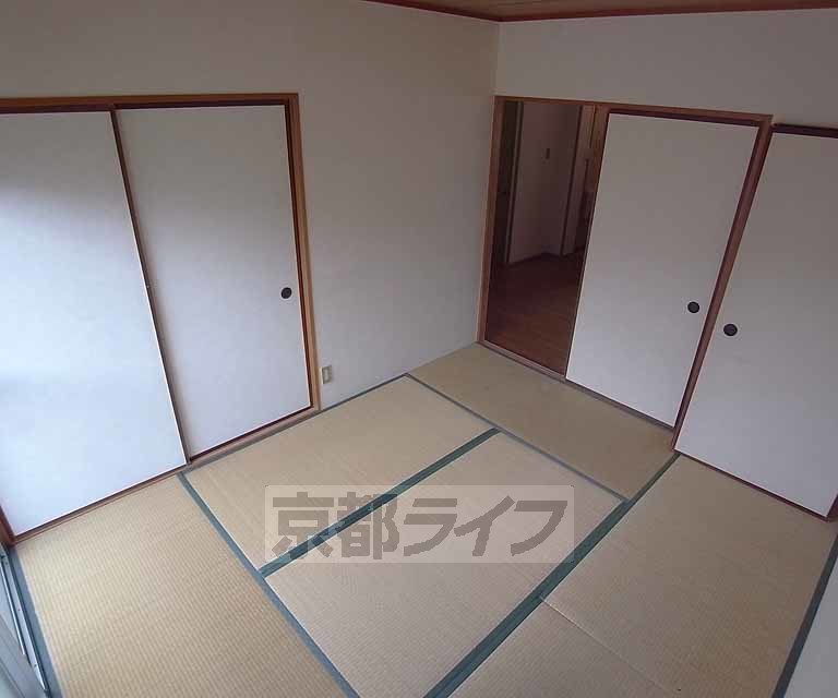 居室・リビング　２０１号室の写真です。
