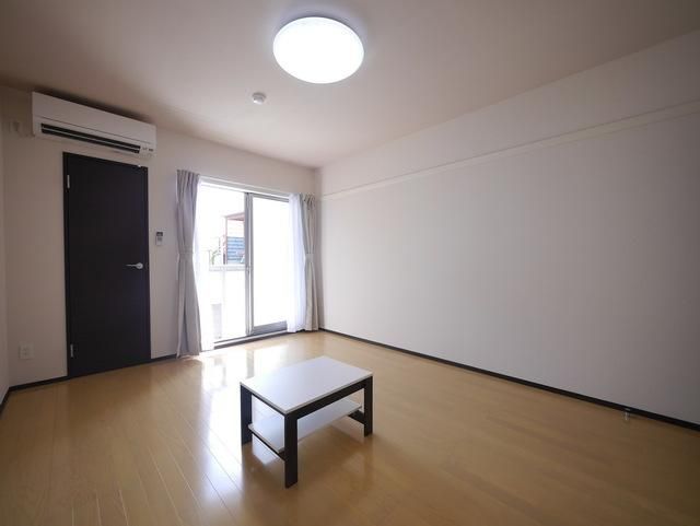 その他部屋・スペース　★広々とした居室です★