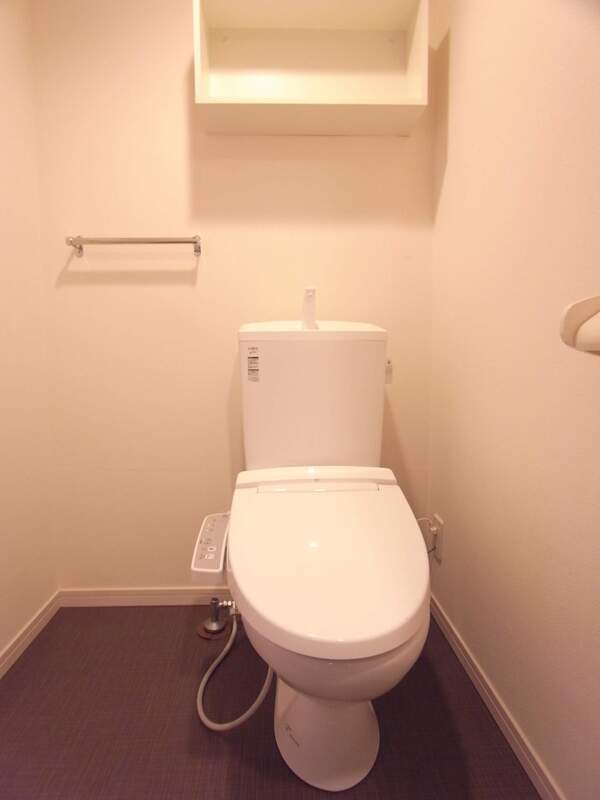 トイレ　落ち着いたトイレです