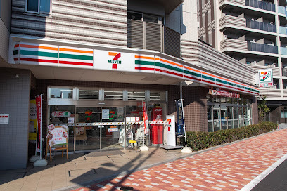 コンビニ　セブン－イレブン江東塩浜２丁目店（コンビニ）まで1m