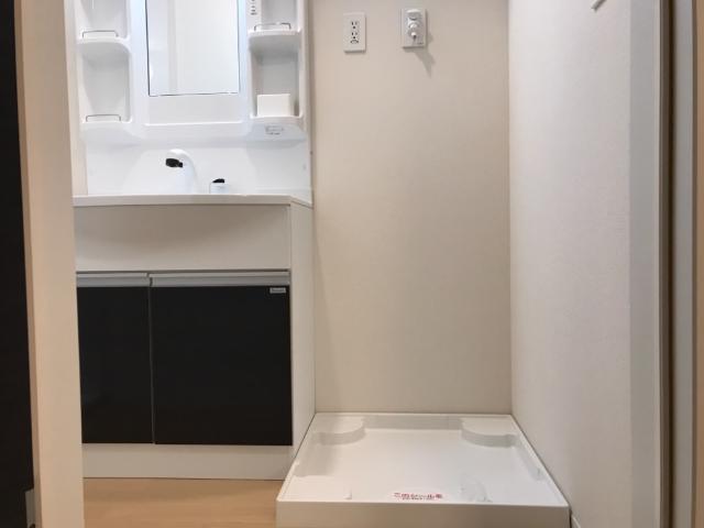 洗面設備　洗濯機置場