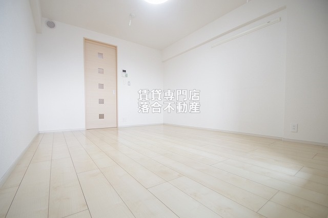 その他部屋・スペース　開放感のあるお部屋