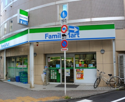 コンビニ　ファミリーマート 大塚駅北口店（コンビニ）まで163m