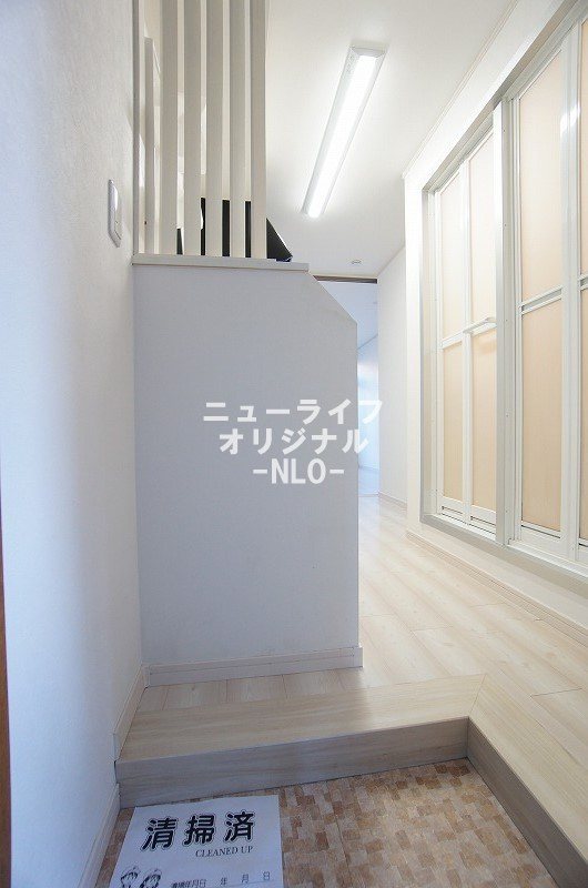 玄関　明るい玄関