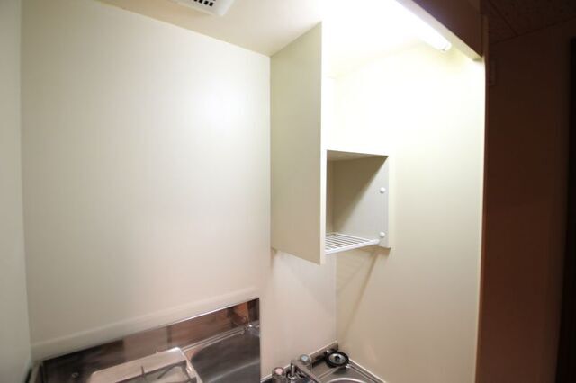 キッチン　※別部屋の参考写真のため、現状優先です。
