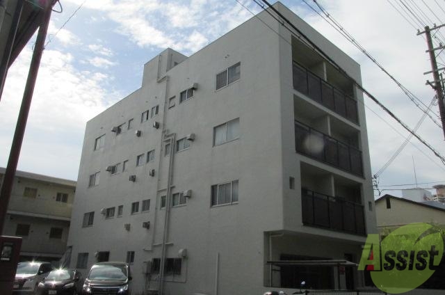 建物外観　凛とした外観です。