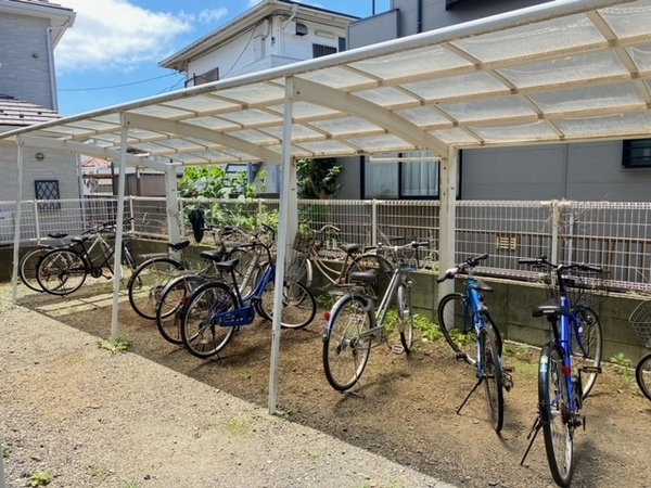 駐車場　駐輪場