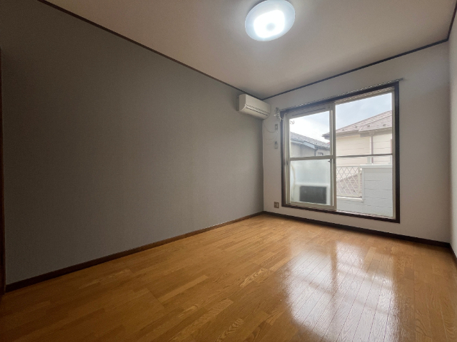 居室・リビング　※現地に照明器具はありません