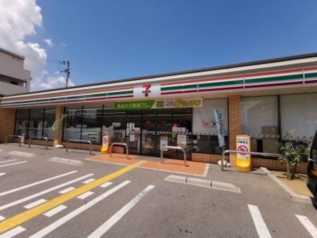 コンビニ　セブンイレブン堺蔵前町店（コンビニ）まで423m