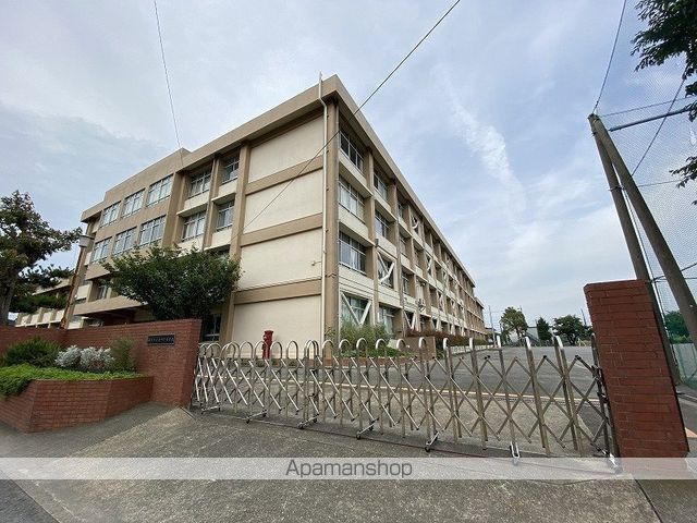 小学校　藤沢市立亀井野小学校（小学校）まで3038m