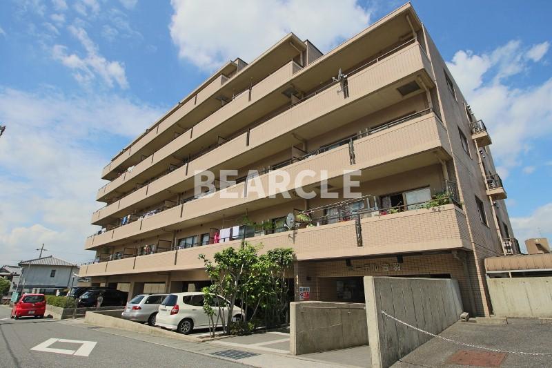建物外観　外観は落ち着いています