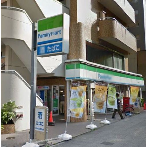 コンビニ　ファミリーマート阪東橋東口店（コンビニ）まで114m
